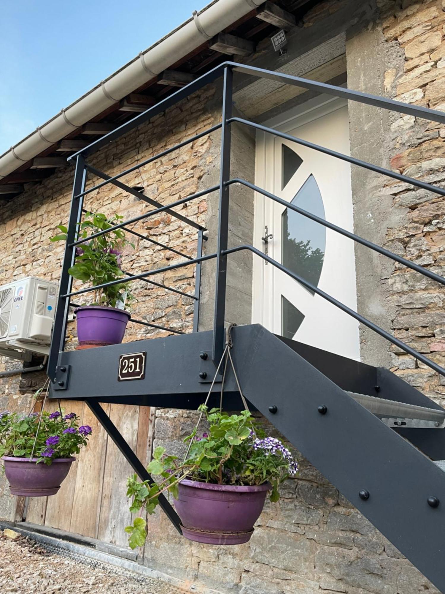 Nuitzen Apartment Boyer Exterior photo